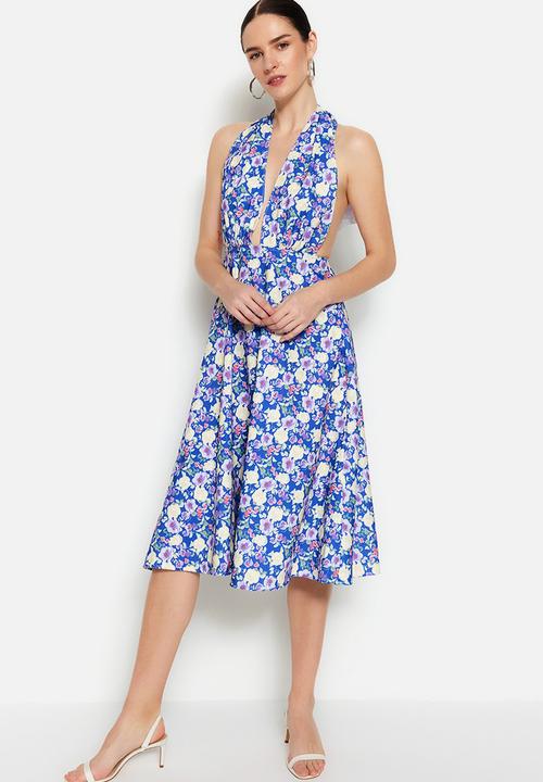 Trendyol - Halter-neck ruffle hem dress - multi blue