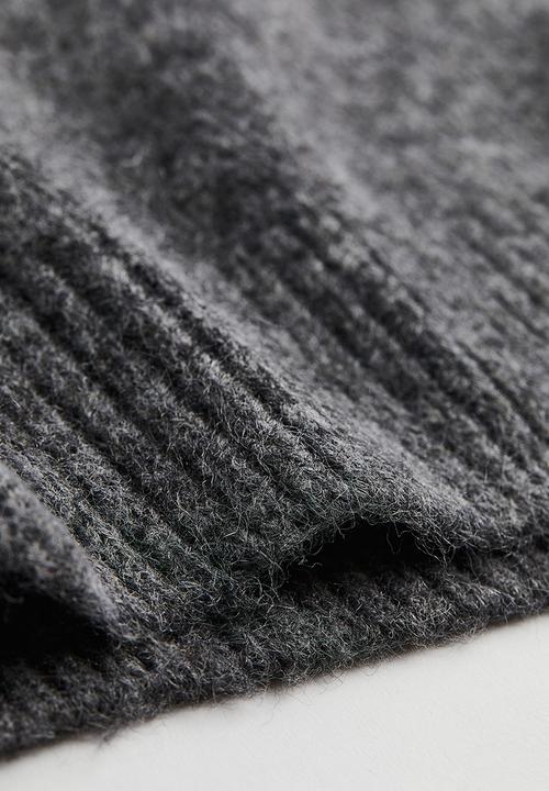 H&M - Relaxed fit fine-knit polo-neck jumper - dark grey marl