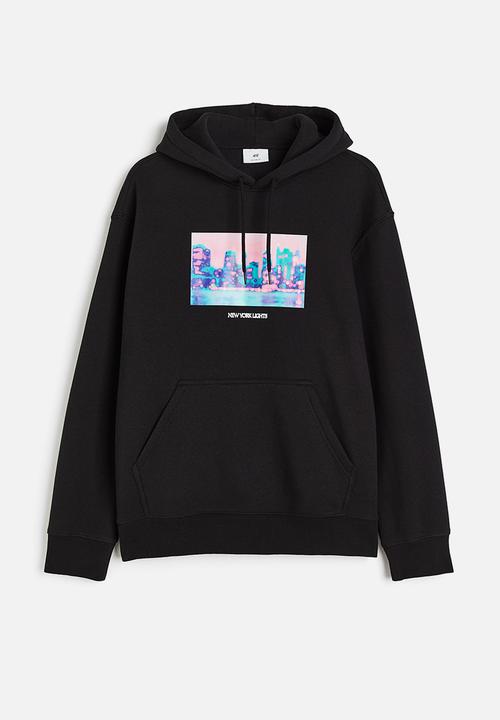 H&M - Relaxed fit printed hoodie - black/new york lights