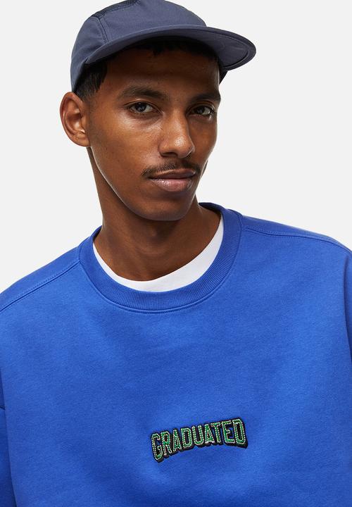 H&M - Relaxed fit sweatshirt - bright blue/graduated