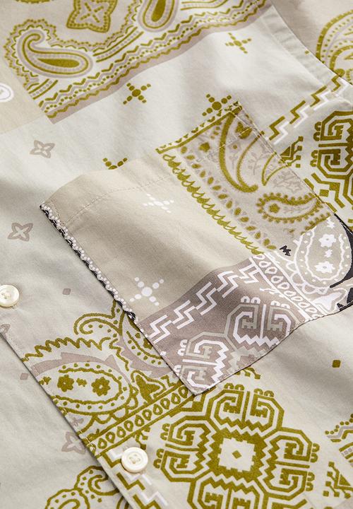 H&M - Relaxed fit short-sleeved shirt - beige/paisley-patterned