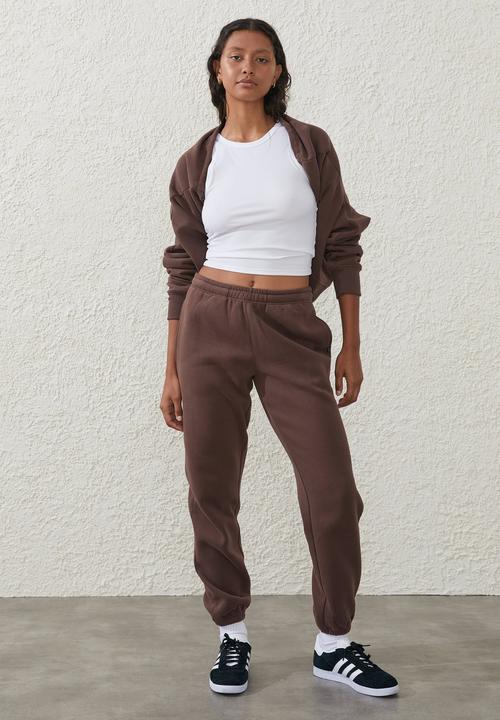 Cotton On - Plush gym track pant - cedar brown 