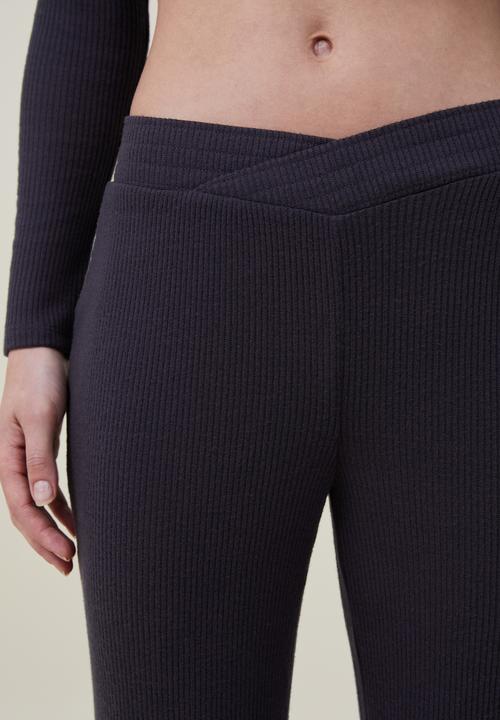 Cotton On - V front sleep pant - washed ebony 