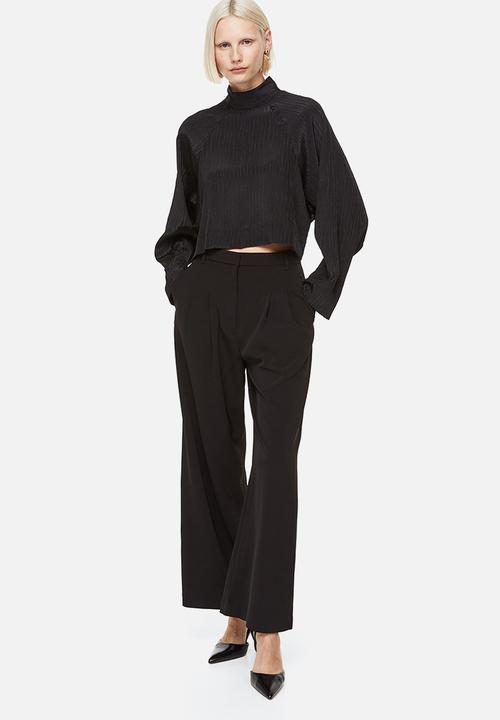 H&M - Batwing-sleeved blouse - black