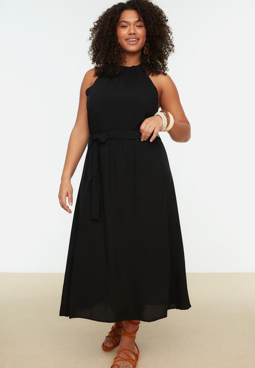 Trendyol - Plus halter neck mock wrap dress - black