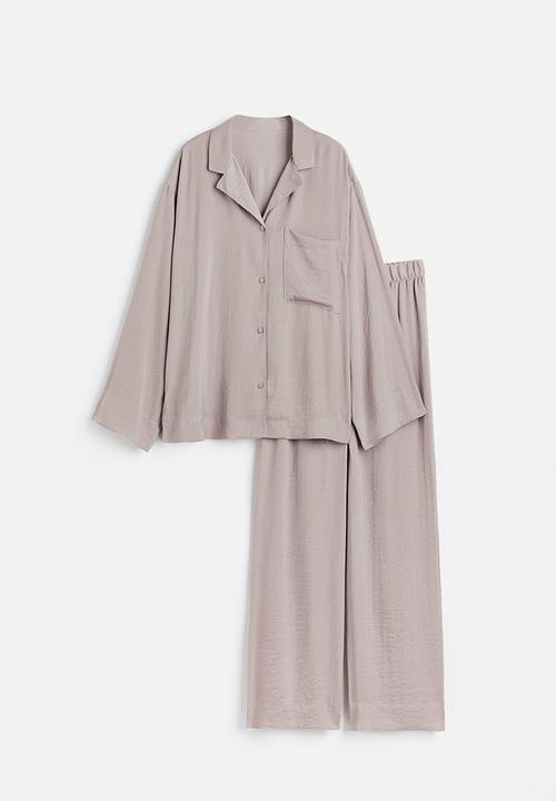 H&M - Satin pyjamas - beige