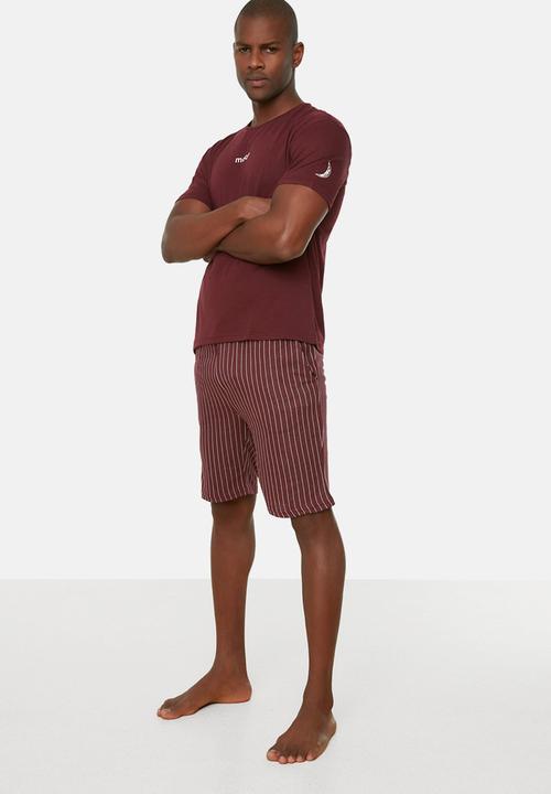 Trendyol - Printed short sleeve top & shorts sleep set - burgundy