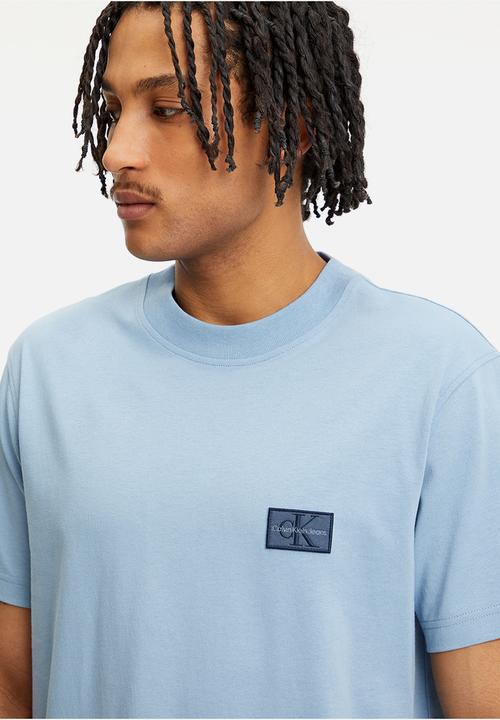 Calvin Klein - Shrunken badge tee - iceland blue