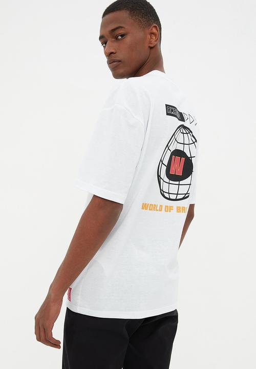 Trendyol - World of bravery back logo print tee - white