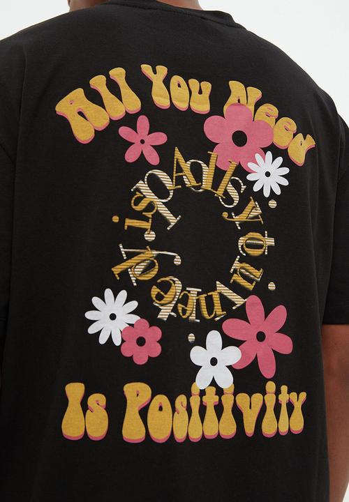 Trendyol - All you need back logo print tee - black