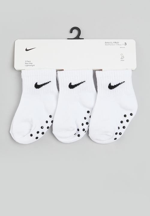 Nike - Nhn core swoosh gripper - white & black