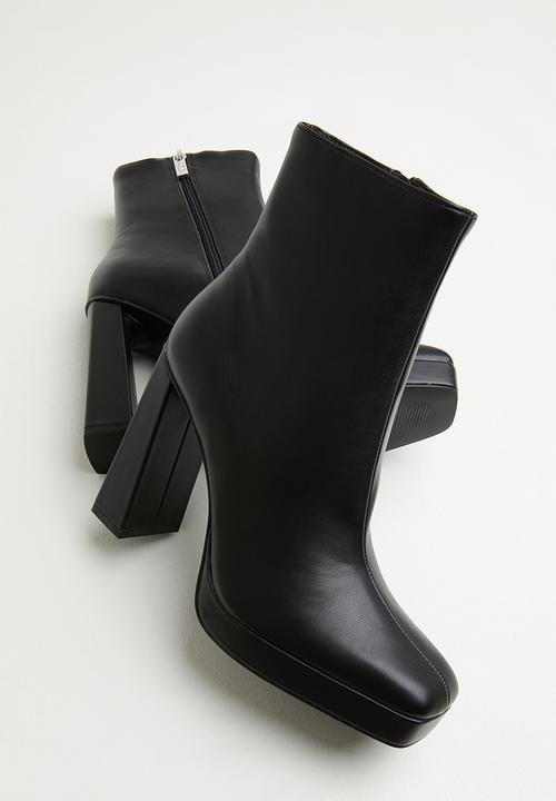 Steve Madden - Felicity platform boot - black