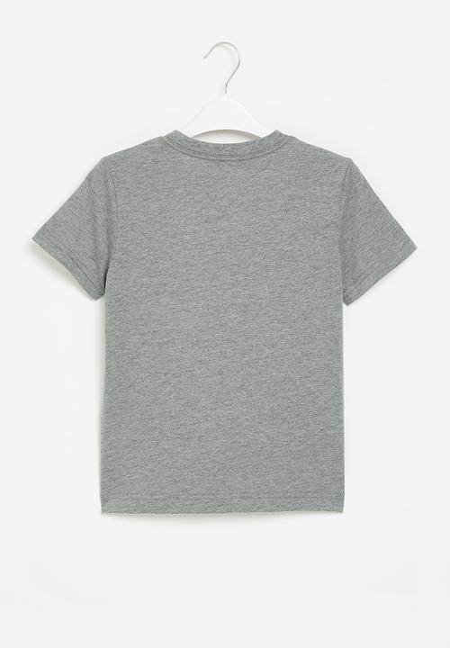 Nike - Nkb nsw embroid futura tee - carbon heather