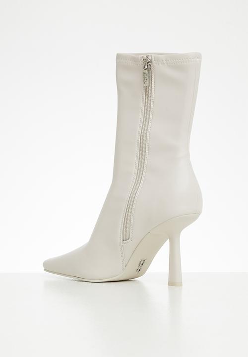 Steve Madden - Vakay stiletto boot - bone
