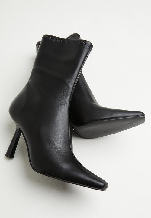 Steve Madden - Vakay stiletto boot - black