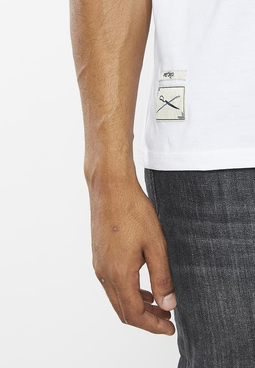 Vertigo - Mens vertigo embroidered crew tee short sleeve - white