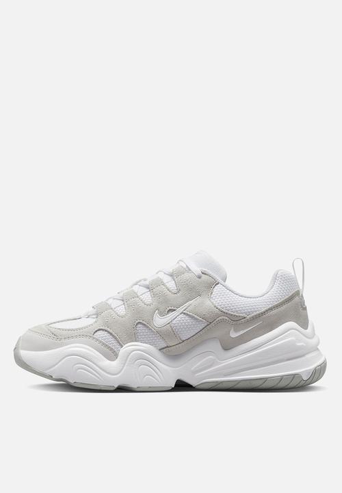Nike - Nike Tech Hera