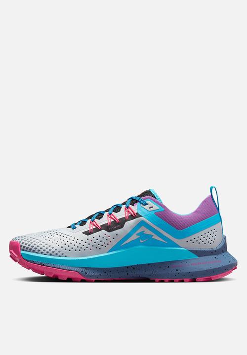 Nike - Nike React Pegasus Trail 4 SE