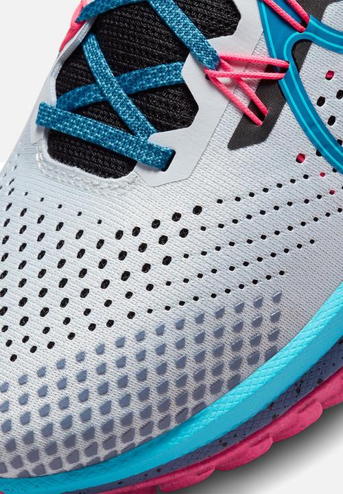 Nike - Nike React Pegasus Trail 4 SE