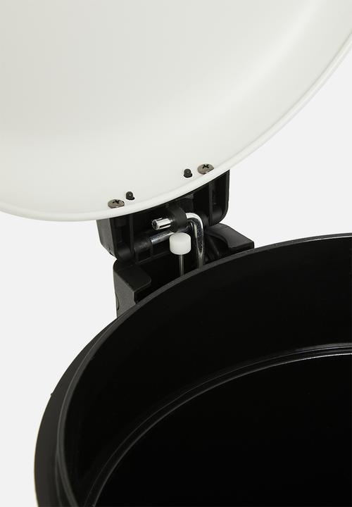 Bathroom Solutions - Pedal bin - white