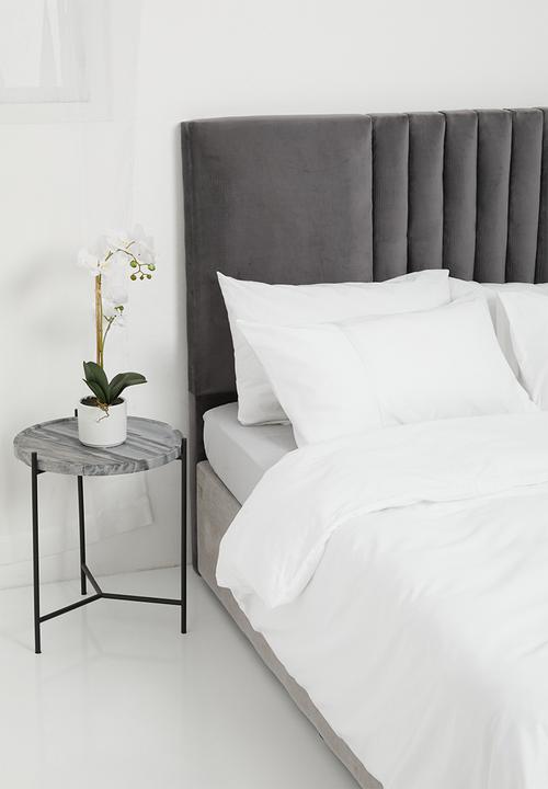 Sheraton Textiles - 600tc Egyptian Cotton broad knife pleat duvet cover set - white 
