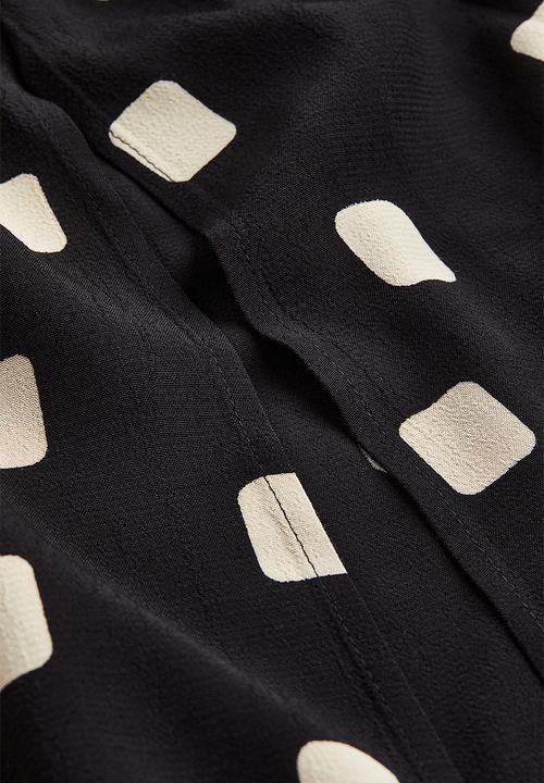 H&M - Oversized patterned dress - black/patterned
