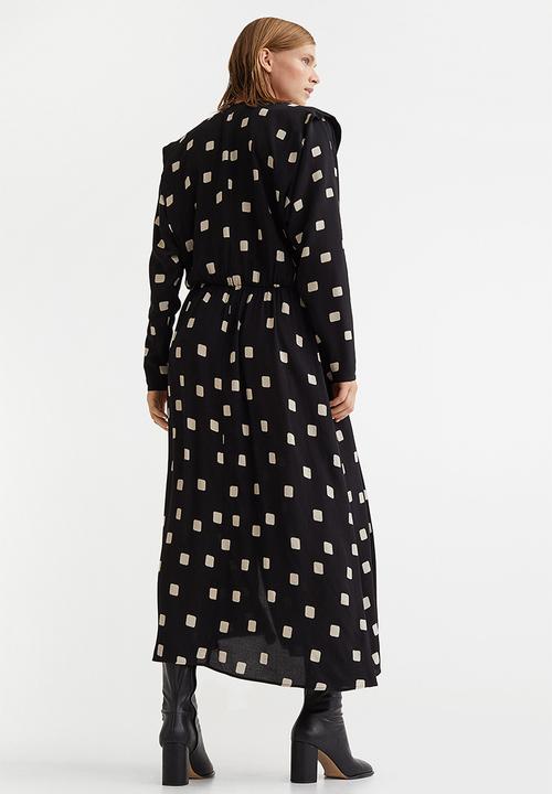 H&M - Oversized patterned dress - black/patterned