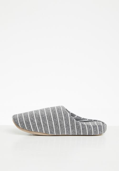 Pop Candy - Striped slippers - grey & white