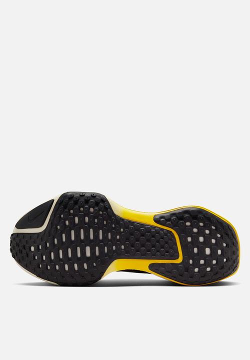 Nike - Nike Invincible 3