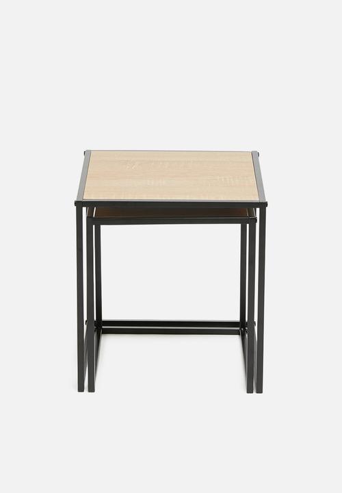 H&S - Tyla nested tables - natural & black