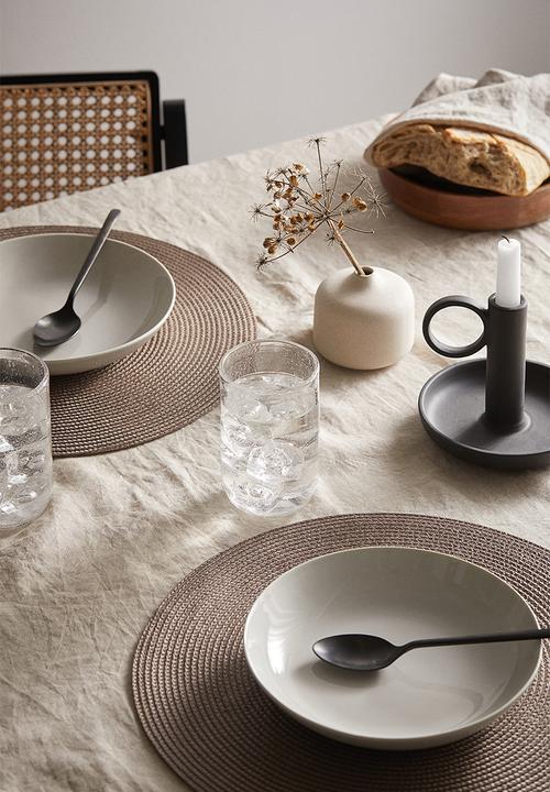 H&M - 2-pack round table mats - greige