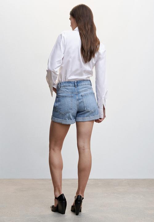 MANGO - Shorts mom80 - light denim
