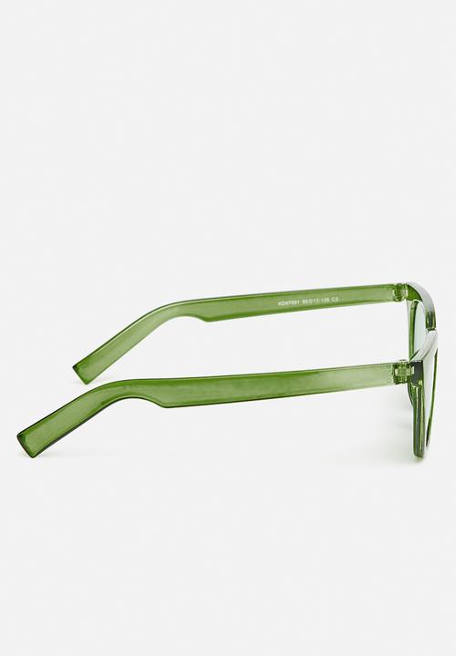 Superbalist - Vanessa cateye sunglasses - green