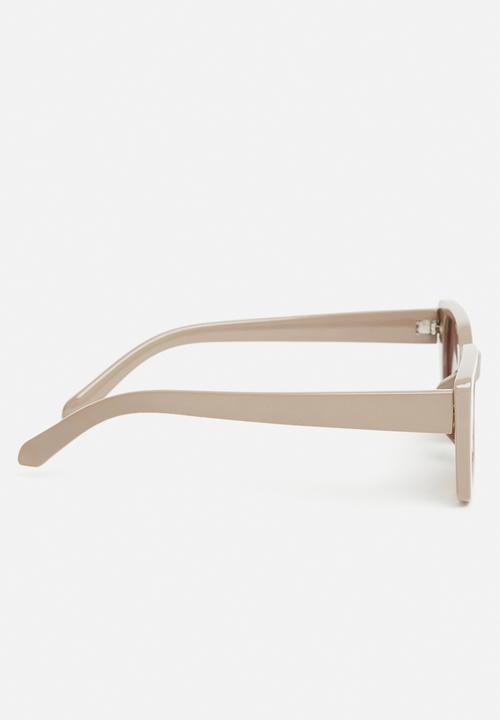 Superbalist - Kaley square sunglasses - beige
