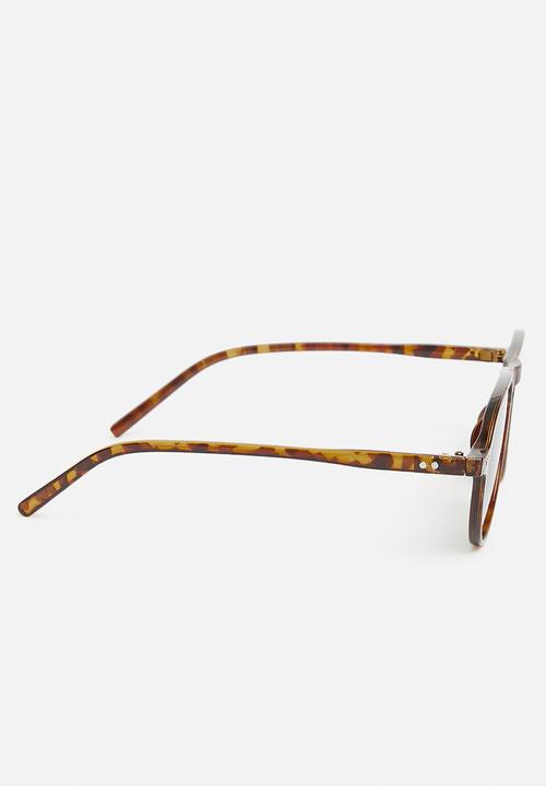 Superbalist - Ryan avaitor sunglasses - tort