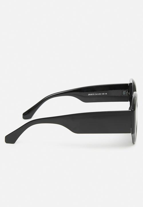 Superbalist - Ane oval sunglasses - black