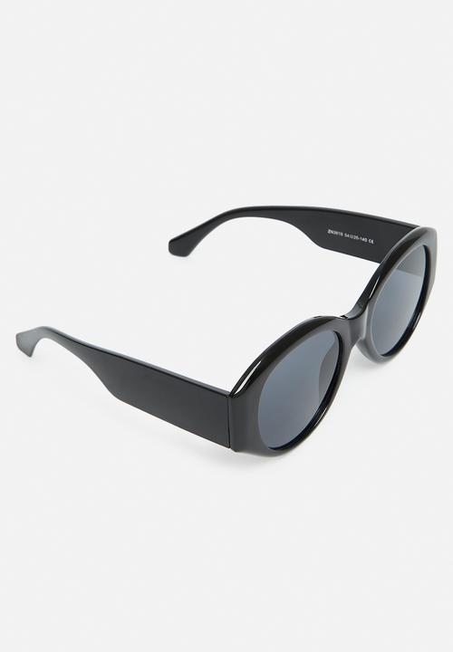 Superbalist - Ane oval sunglasses - black