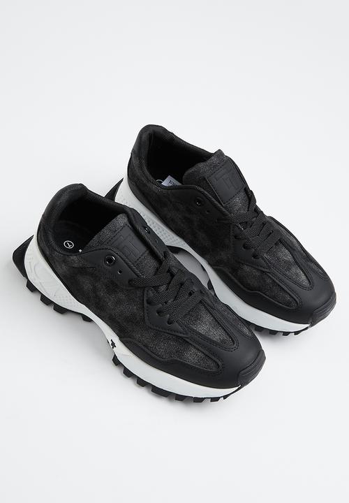 Tom Tom - Low cut sneaker - black washed denim