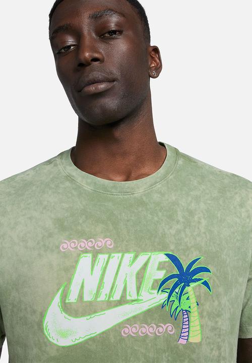 Nike - M nsw tee beach party hbr - oil green