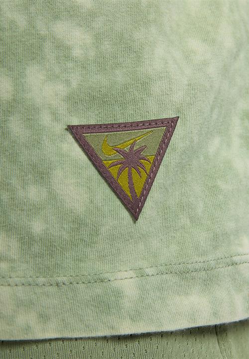 Nike - M nsw tee beach party hbr - oil green