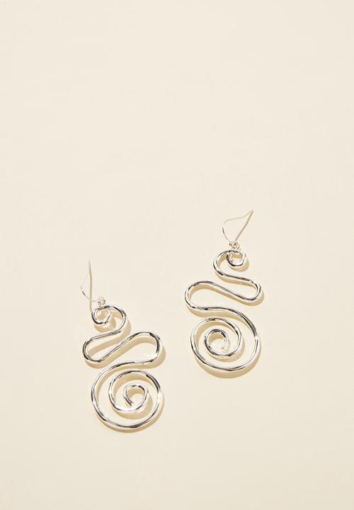 Rubi - Mid charm earring - sterling silver plated silver