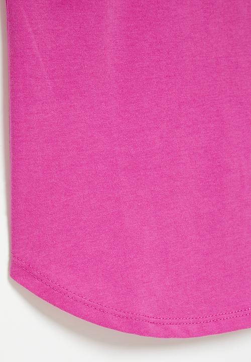 Nike - Nkg script futura short sleeve tee - active fuchsia