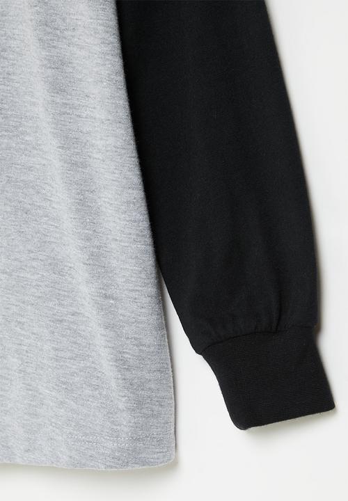 Superbalist - Boys colour block tee - grey/black