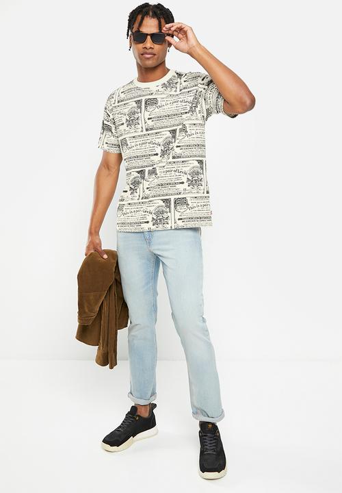 Levi’s® - Red tab vintage tee  - 501 day pocket bag print pirate black