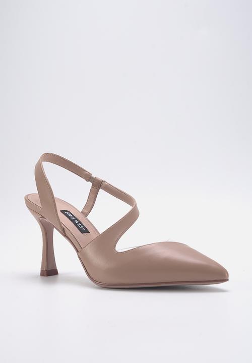 Nine West - Dario heel - camel