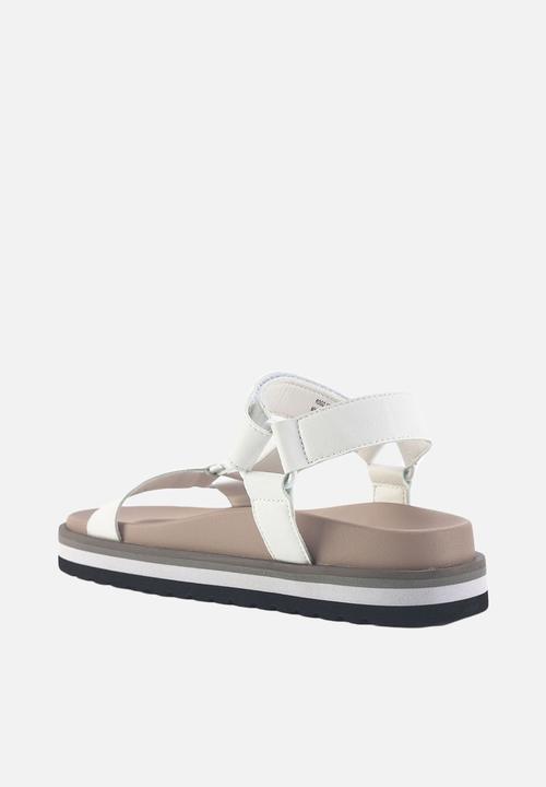 Nine West - Rogo sandal - white