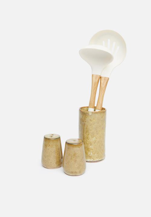 Mervyn Gers - Glazed stoneware salt & pepper shaker - marula