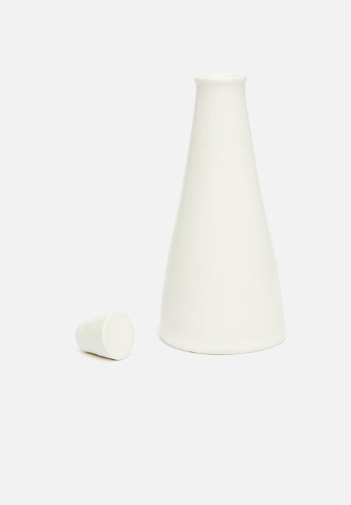 Mervyn Gers - Olive oil bottle - white satin matte