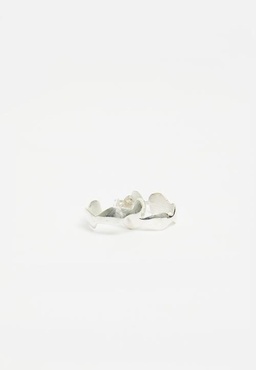 Lorne - Ripple hoop earring silver - silver