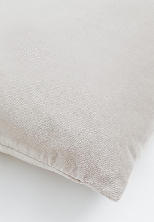 H&M - Velvet cushion cover - light beige